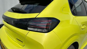 Peugeot 208 1.2 Allure Hatchback 5dr Petrol Hybrid e-DSC6 Euro 6 (s/s) (110 