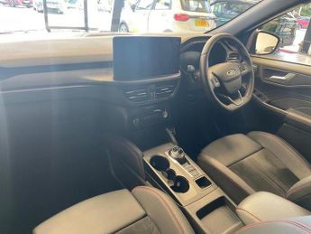 Ford Kuga 2.5 FHEV ST-Line 5dr CVT