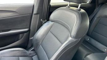 MG MG4 64kWh Trophy Long Range Hatchback 5dr Electric Auto (203 ps)