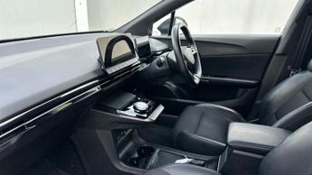 MG MG4 64kWh Trophy Long Range Hatchback 5dr Electric Auto (203 ps)