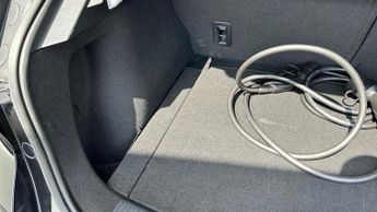 MG MG4 64kWh Trophy Long Range Hatchback 5dr Electric Auto (203 ps)