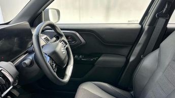 Suzuki e Vitara 61kWh Ultra SUV 5dr Electric Auto (174 ps)