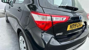 Toyota Yaris 1.5 VVT-h Active Hatchback 5dr Petrol Hybrid E-CVT Euro 6 (s/s) 