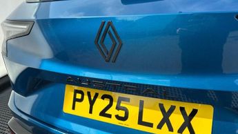 Renault Austral 1.2 E-TECH techno esprit Alpine SUV 5dr Petrol Hybrid Auto Euro 