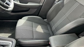 Renault Clio 1.6 E-TECH E-Tech engineered Hatchback 5dr Petrol Hybrid Auto Eu