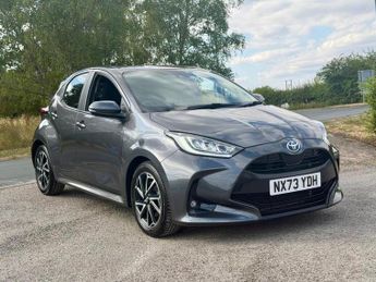 Toyota Yaris 1.5 VVT-h Design E-CVT Euro 6 (s/s) 5dr