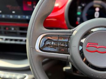 Fiat 500e C 42kWh RED Convertible 2dr Electric Auto (118 ps)