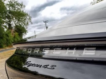Porsche Taycan Performance Plus 93.4kWh 4S Auto 4WD 4dr (11kW Charger)