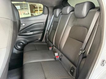 Nissan Juke 1.0 DIG-T N-Connecta SUV 5dr Petrol DCT Auto
