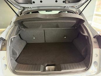 Nissan Juke 1.0 DIG-T N-Connecta SUV 5dr Petrol DCT Auto