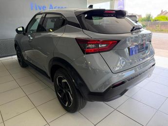 Nissan Juke 1.0 DIG-T N-Connecta SUV 5dr Petrol DCT Auto