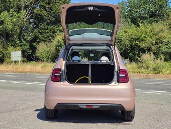 Fiat 500e 42kWh La Prima Hatchback 3dr Electric Auto (118 ps)
