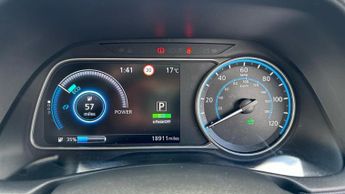 Nissan Leaf 39kWh N-Connecta Hatchback 5dr Electric Auto (150 ps)