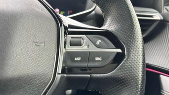 Peugeot E-2008 50kWh GT SUV 5dr Electric Auto (7kW Charger) (136 ps)