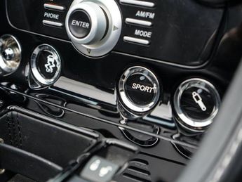 Aston Martin DB9 6.0 V12 Volante T-TronicII Euro 5 2dr