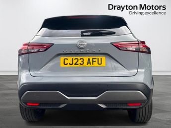 Nissan Qashqai 1.3 DIG-T MHEV N-Connecta SUV 5dr Petrol Hybrid XTRON Euro 6 (s/