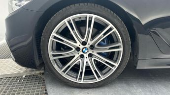 BMW 5 Series 3.0 530d M Sport Saloon 4dr Diesel Auto xDrive Euro 6 (s/s) (265