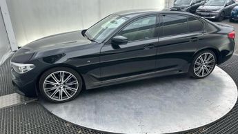BMW 5 Series 3.0 530d M Sport Saloon 4dr Diesel Auto xDrive Euro 6 (s/s) (265