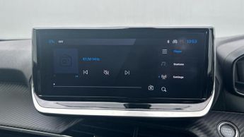 Peugeot E-2008 50kWh Allure SUV 5dr Electric Auto (11kW Charger) (136 ps)