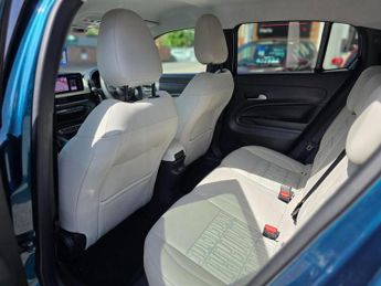 Fiat 600e 54kWh La Prima SUV 5dr Electric Auto (156 ps)