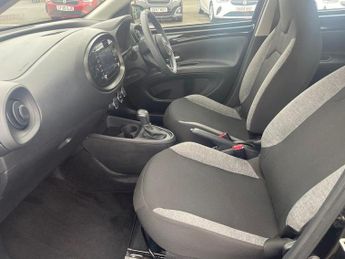 Toyota Aygo X 1.0 VVT-i Pure Hatchback 5dr Petrol x-shift Euro 6 (s/s) (72 ps)