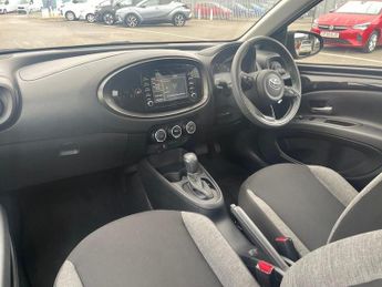Toyota Aygo X 1.0 VVT-i Pure Hatchback 5dr Petrol x-shift Euro 6 (s/s) (72 ps)