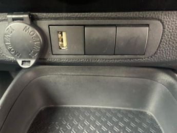 Toyota Aygo X 1.0 VVT-i Pure Hatchback 5dr Petrol x-shift Euro 6 (s/s) (72 ps)