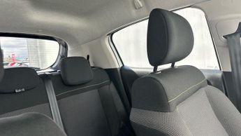 Citroen C3 1.2 PureTech PLUS Hatchback 5dr Petrol EAT6 Euro 6 (s/s) (110 ps