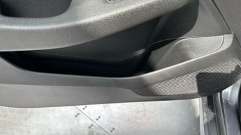 Renault Clio 1.6 E-TECH Evolution Hatchback 5dr Petrol Hybrid Auto Euro 6 (s/