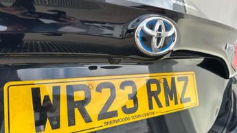 Toyota Yaris 1.5 VVT-h Design Hatchback 5dr Petrol Hybrid E-CVT Euro 6 (s/s) 