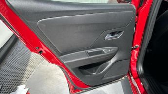 Vauxhall Mokka Electric 50kWh SRi Premium SUV 5dr Electric Auto (136 ps)