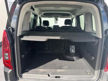 Citroen e-Berlingo 50kWh Flair XTR M MPV 5dr Electric Auto (7.4kW Charger) (136 ps)