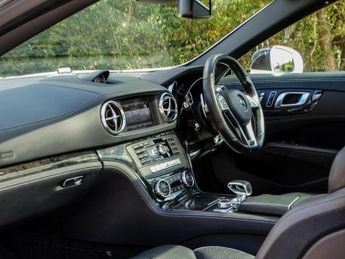 Mercedes-Benz SL 5.5 SL63 V8 AMG SpdS MCT Euro 5 (s/s) 2dr