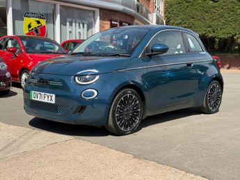 Fiat 500e 42kWh La Prima Hatchback 3dr Electric Auto (118 ps)