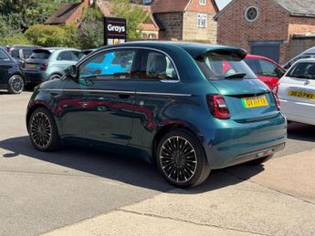 Fiat 500e 42kWh La Prima Hatchback 3dr Electric Auto (118 ps)