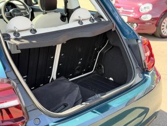 Fiat 500e 42kWh La Prima Hatchback 3dr Electric Auto (118 ps)