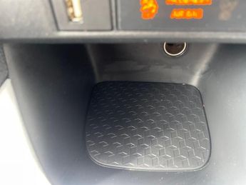 Toyota Yaris 1.5 Hybrid Icon 5dr CVT