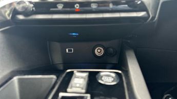 Peugeot 3008 1.2 PureTech Allure SUV 5dr Petrol EAT Euro 6 (s/s) (130 ps)