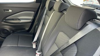 Nissan Juke 1.0 DIG-T N-Connecta SUV 5dr Petrol DCT Auto Euro 6 (s/s) (114 p
