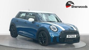 MINI Hatch 1.5 Cooper Sport Hatchback 5dr Petrol Manual Euro 6 (s/s) (136 p