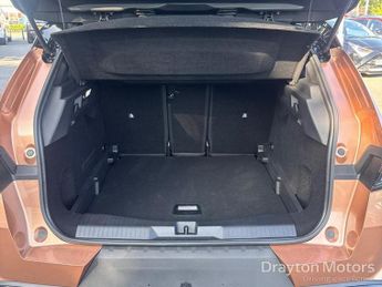 Vauxhall Grandland 1.2 Ultimate SUV 5dr Petrol Hybrid e-DCT Euro 6 (s/s) (145 ps)