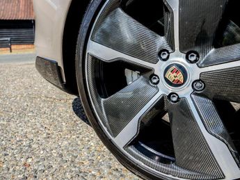 Porsche Taycan Performance 79.2kWh Auto RWD 4dr (11kW Charger)