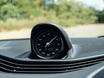 Porsche Taycan Performance 79.2kWh Auto RWD 4dr (11kW Charger)