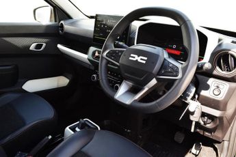 Dacia Spring 65 26.8kWh EXTREME Hatchback 5dr Electric Auto (65 ps)
