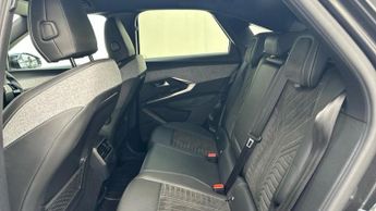 Peugeot E-3008 73kWh GT SUV 5dr Electric Auto (210 ps)