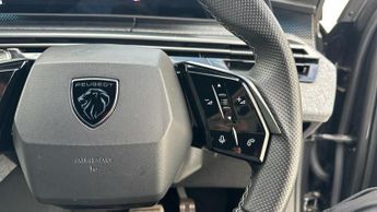 Peugeot E-3008 73kWh GT SUV 5dr Electric Auto (210 ps)