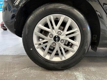 Kia PICANTO 1.0 2 5dr Auto [4 seats]