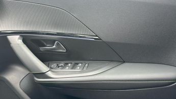 Peugeot E-2008 54kWh GT SUV 5dr Electric Auto (7kW Charger) (156 ps)