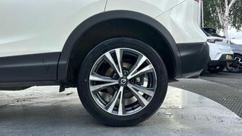 Nissan Qashqai 1.3 DIG-T N-Connecta SUV 5dr Petrol DCT Auto Euro 6 (s/s) (160 p