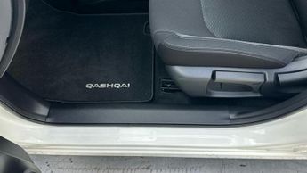 Nissan Qashqai 1.3 DIG-T N-Connecta SUV 5dr Petrol DCT Auto Euro 6 (s/s) (160 p